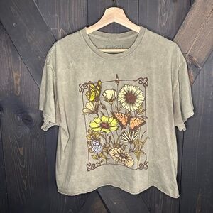 Green floral crop top